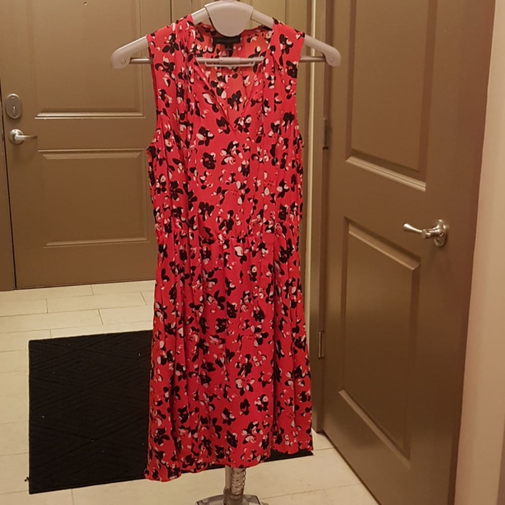 Banana Republic red spring dress